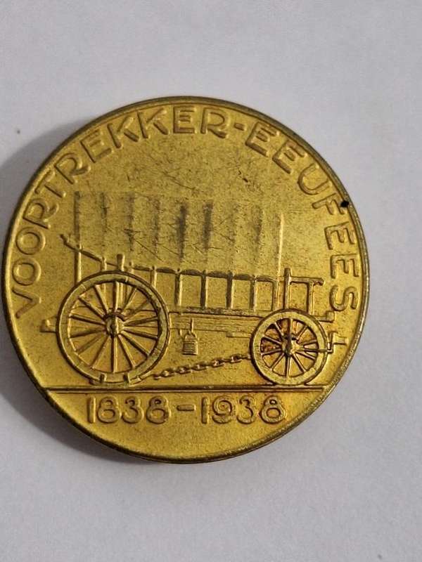 1938 Voortrekker Eeufees lapel pin