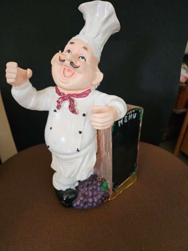 Retro Italian Chef Figurine resin 2