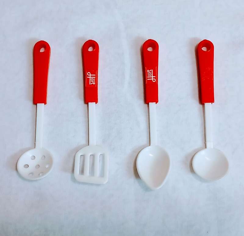 Vintage Toy Cookware Set - Hart Pot Set Collectables