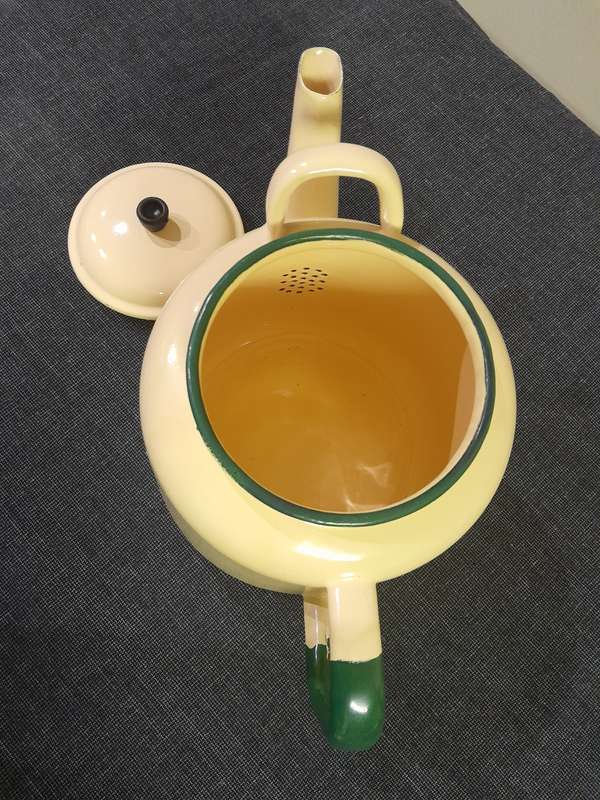 Enamel tea pot 3.5L NEW