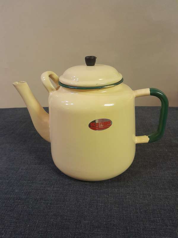 Enamel tea pot 3.5L NEW