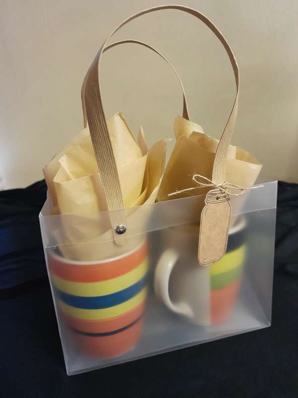 Gift mug set in bag with name card