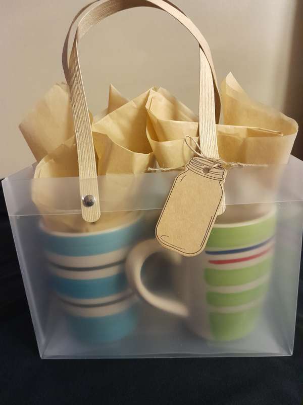 Gift mug set in bag with name card