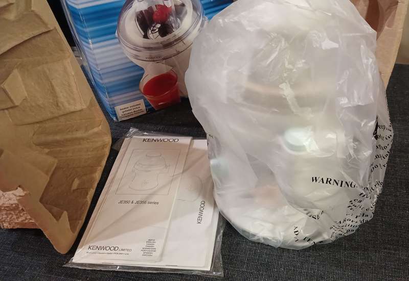 Kenwood Juice Extractor