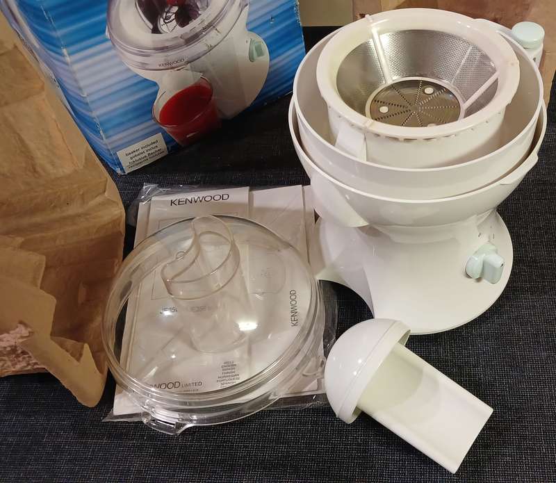 Kenwood Juice Extractor