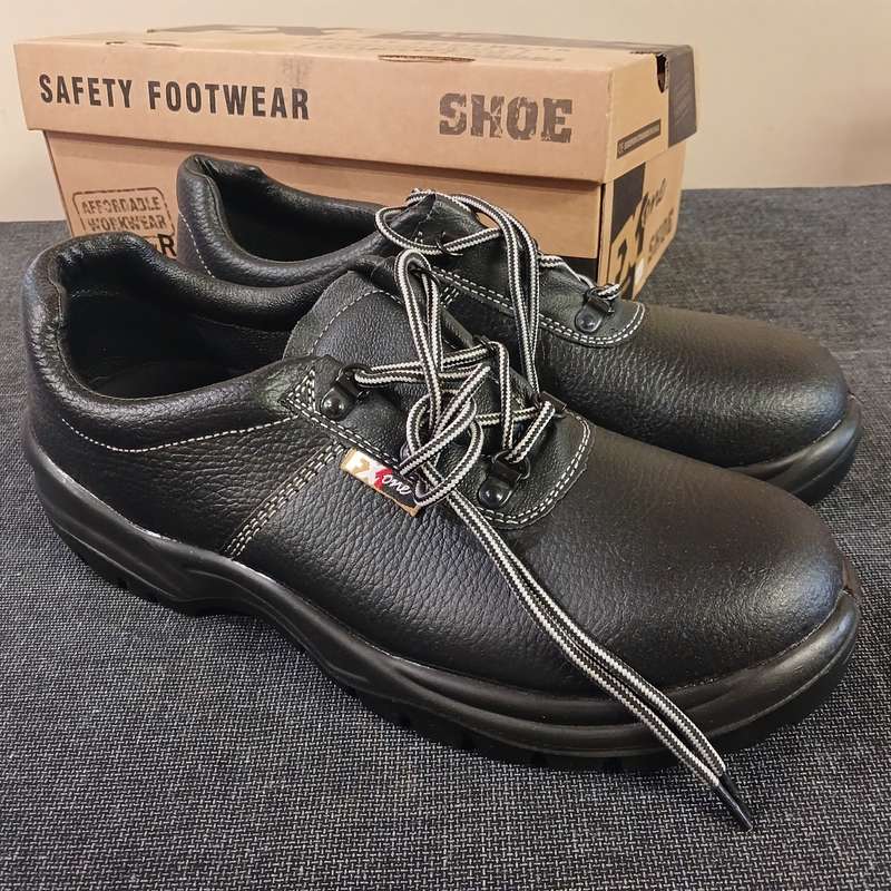 Rebel FX One Safety Shoe - Size 9