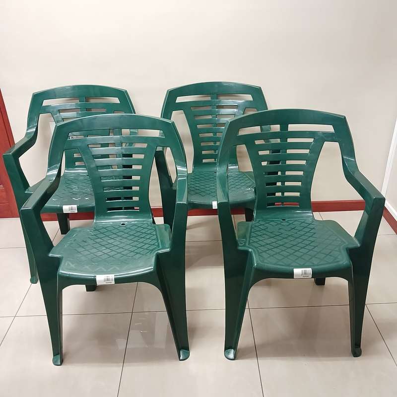 Outdoor Plastic Chairs High Quality with Arm Rests - Set of 4