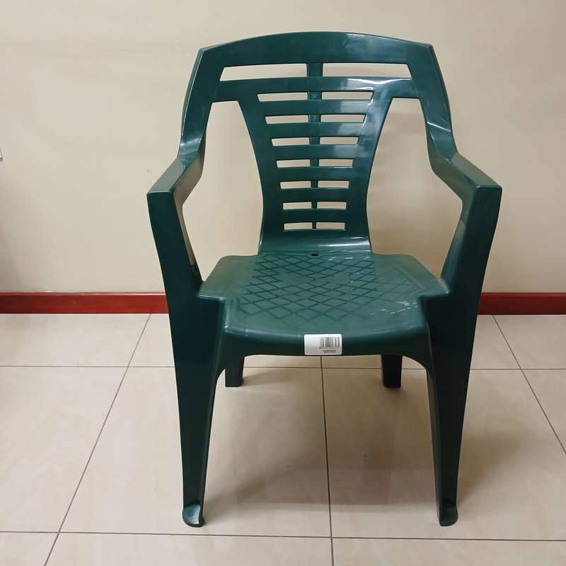 Outdoor Plastic Chairs High Quality with Arm Rests - Set of 4