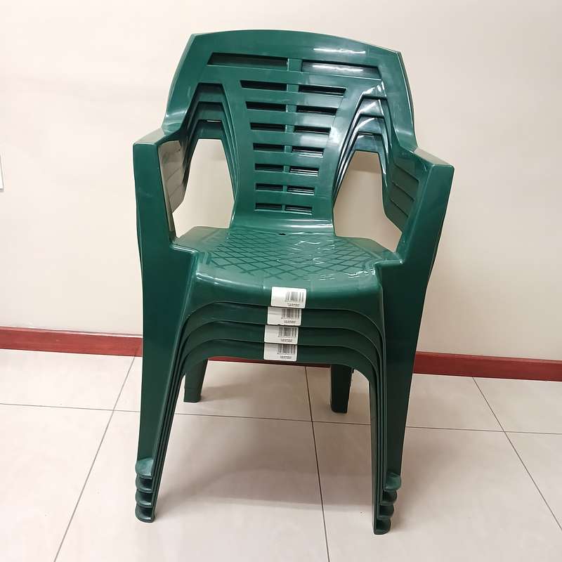 Outdoor Plastic Chairs High Quality with Arm Rests - Set of 4