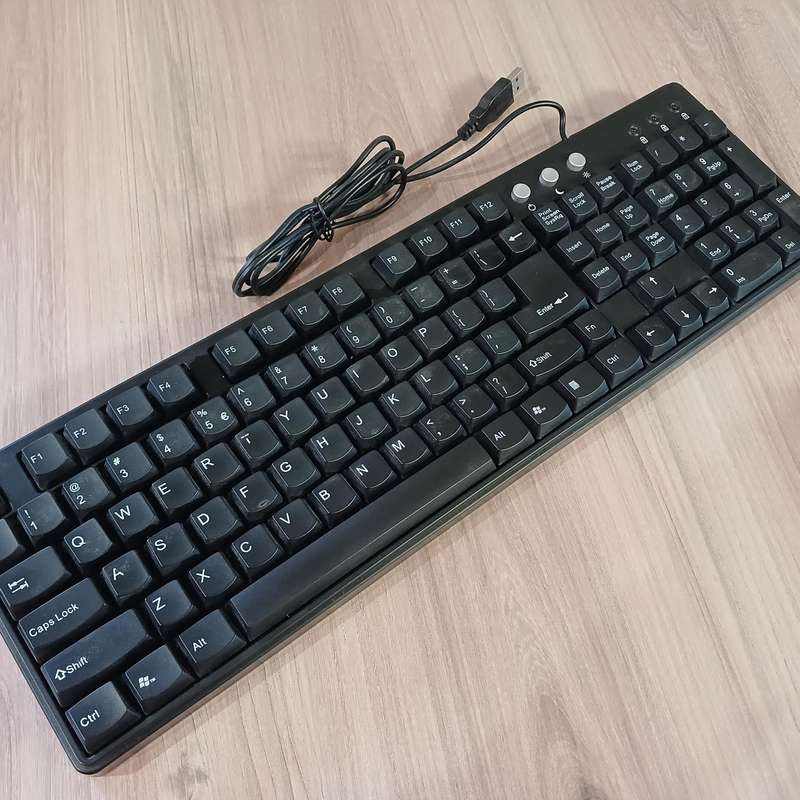 USB keyboard