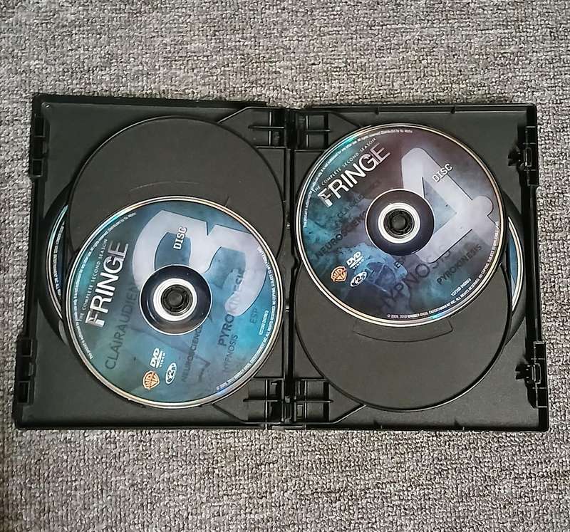 Fringe Season 2 Complete dvd collection