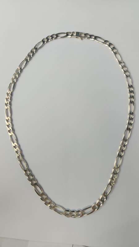 55cm x 7mm Sterling Silver Figaro Chain necklace 25.8gram
