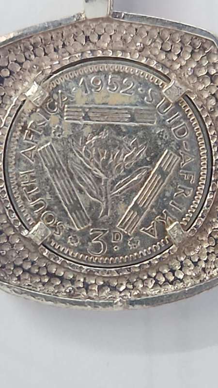 1952 3 DARIUS GEORGIVS SEXTVS REX IMPERATOR COIN ON 22CM CHAIN 925 STERLING SILVER