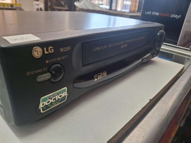 LG W20F VHS PLAYER