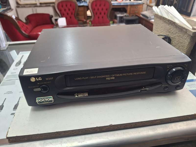 LG W20F VHS PLAYER