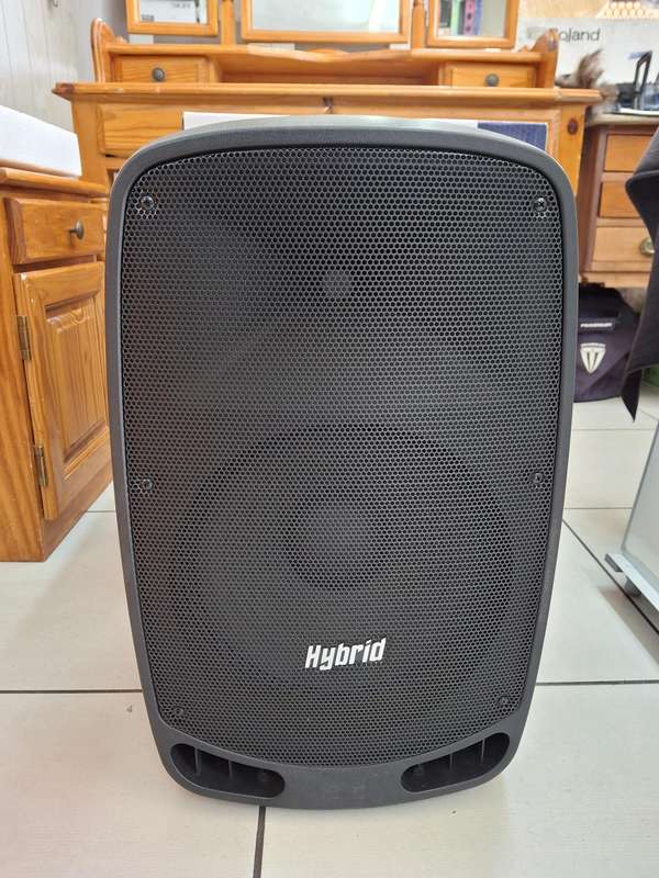 HYBRID PA12B BATTERY OPERATED SPEAKER (DEMO UNIT)