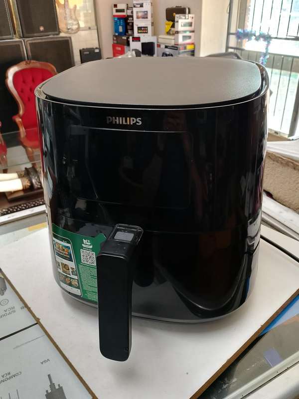 PHILIPS HD9270 AIR FRYER