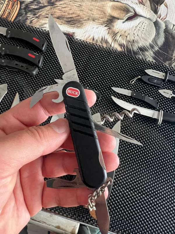 Vintage Buck Knives and Custom hunters