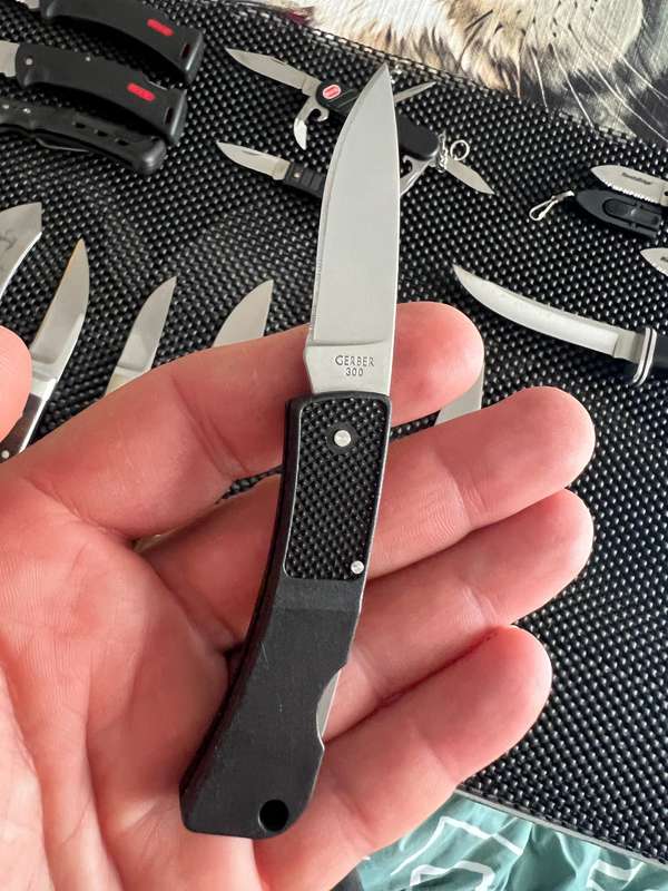 Vintage Buck Knives and Custom hunters