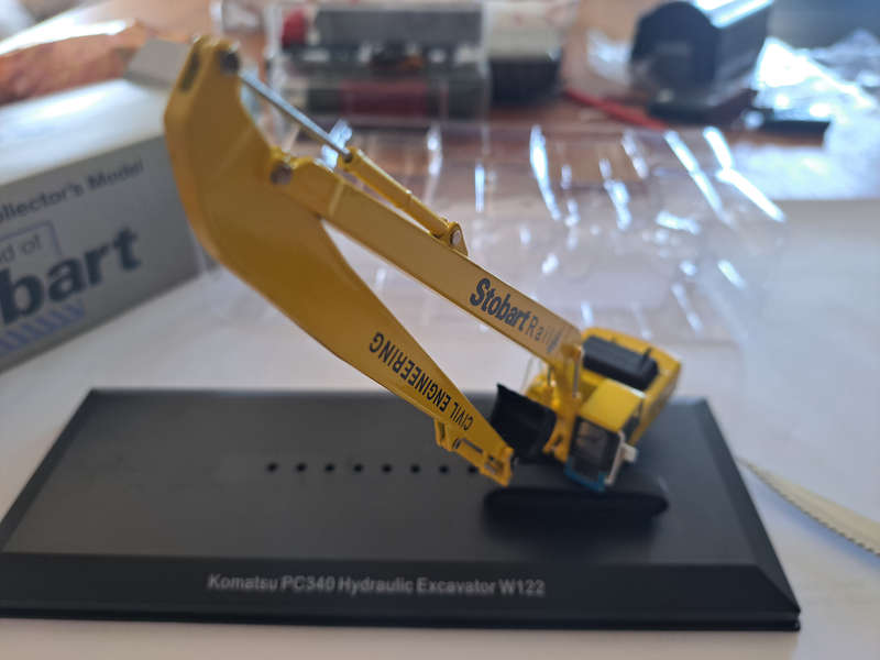 ho model escavator