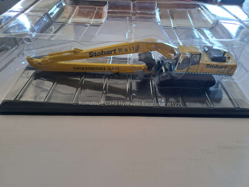 ho model escavator