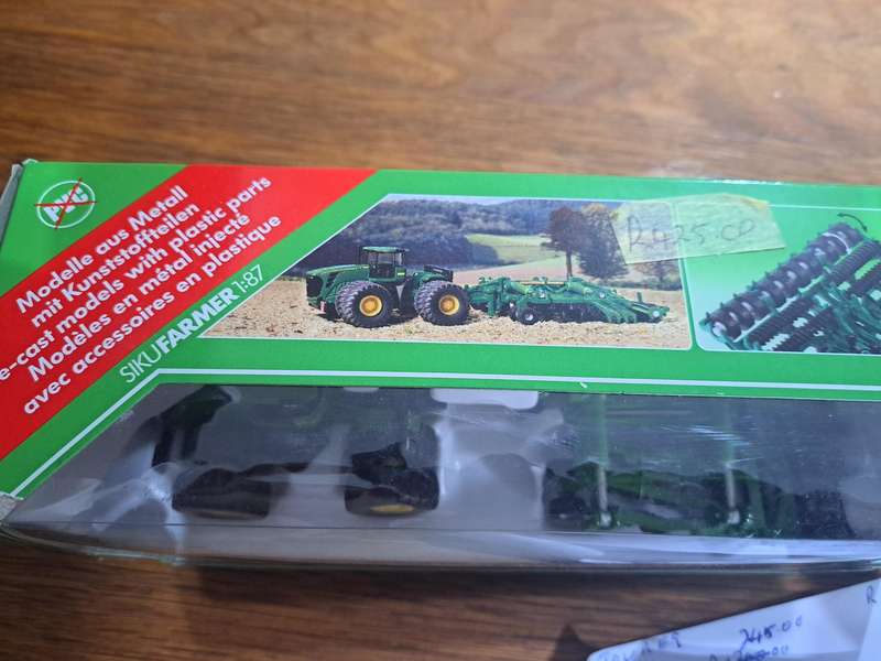 Model railway wagons