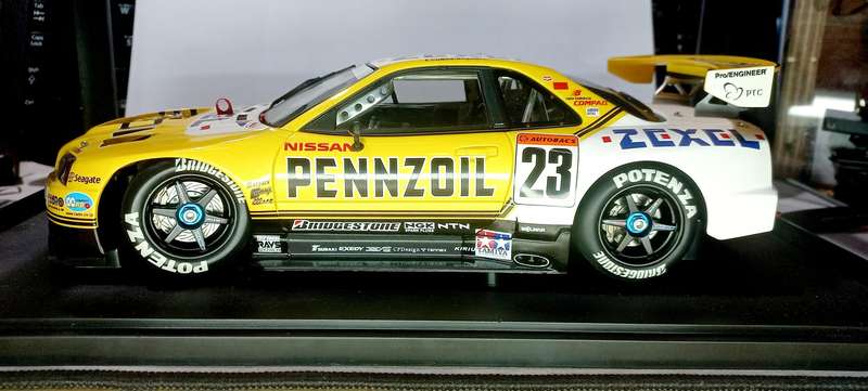 AUTOart - Nissan JGTC #23 Pennzoil Nismo GTR R34 - 2001