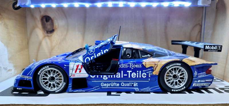 AUTOart - Mercedes Benz CLK GTR FIA GT #11 - 1998