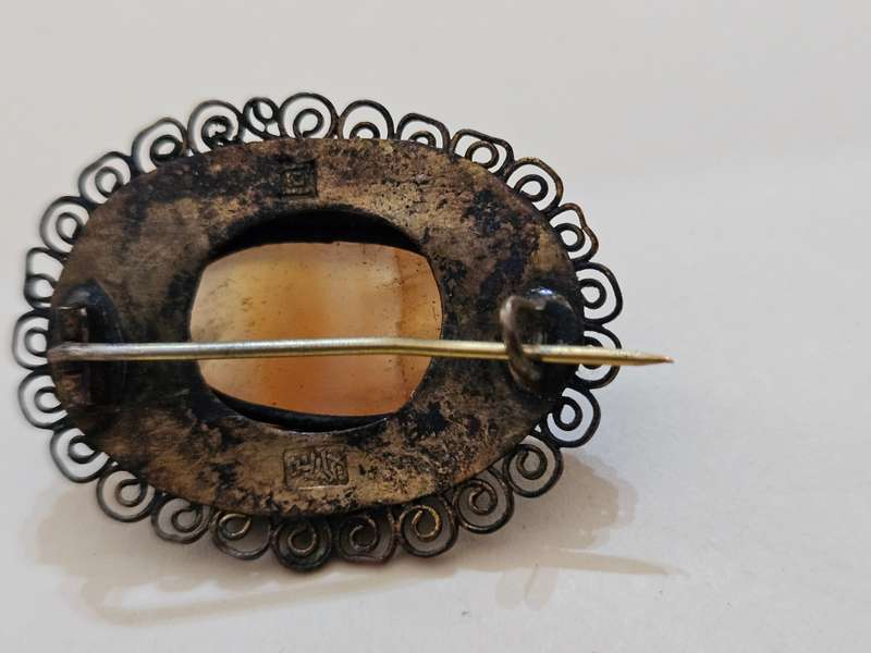 Vintage filigree pin brooch with genuine cabochon