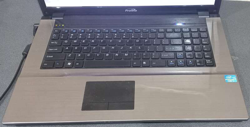 Proline i7 17" laptop