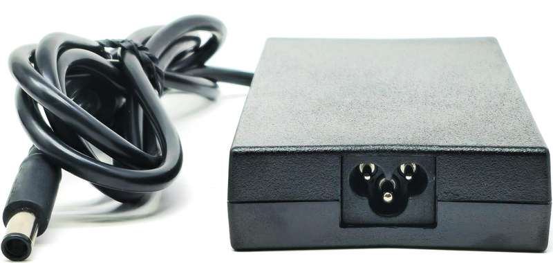 Vibrant adaptor for  Dell laptops ( P/N:0JU012 DA130PE1-00)