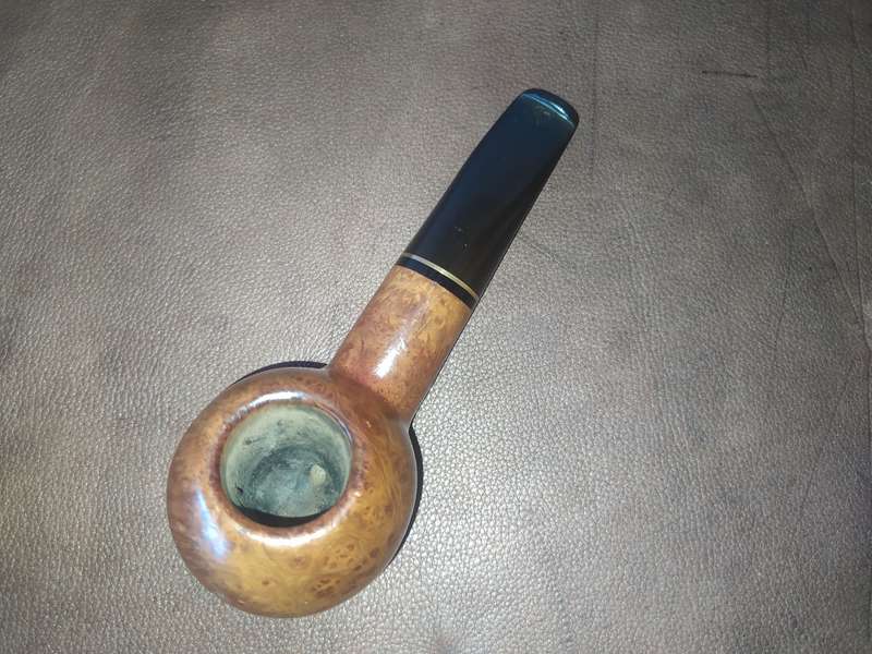 Savinelli smoking pipe