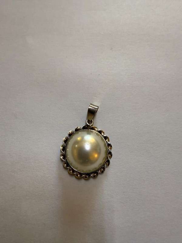 Sterling silver pendant