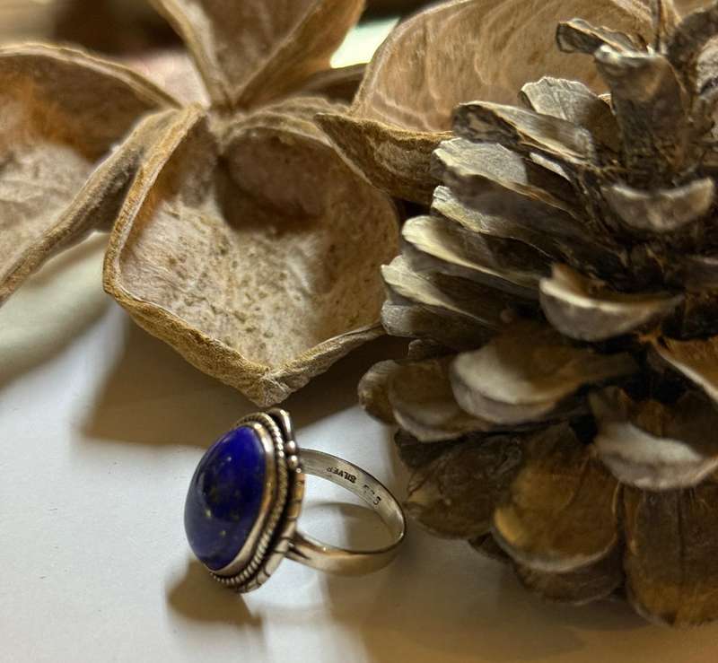 Sterling silver Lapis lazuli ring