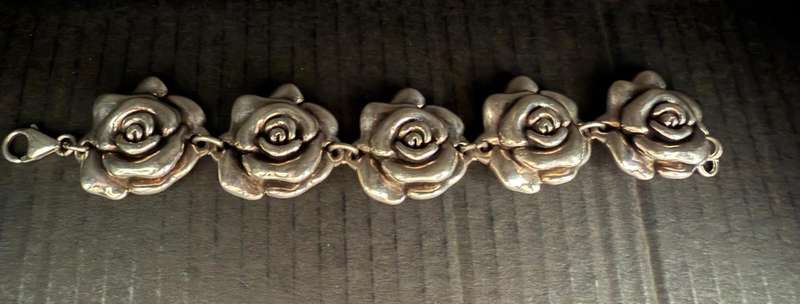 Sterling silver rose bracelet