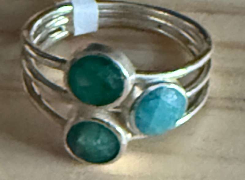 Sterling silver Emerald and aventurine Ring