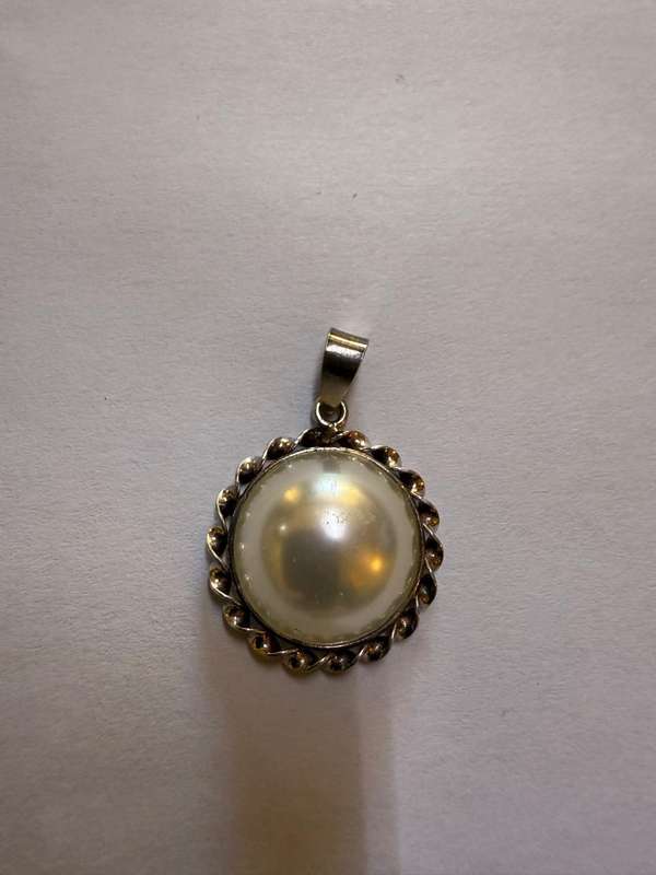Sterling silver pendant