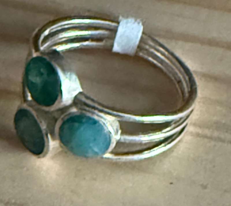 Sterling silver Emerald and aventurine Ring