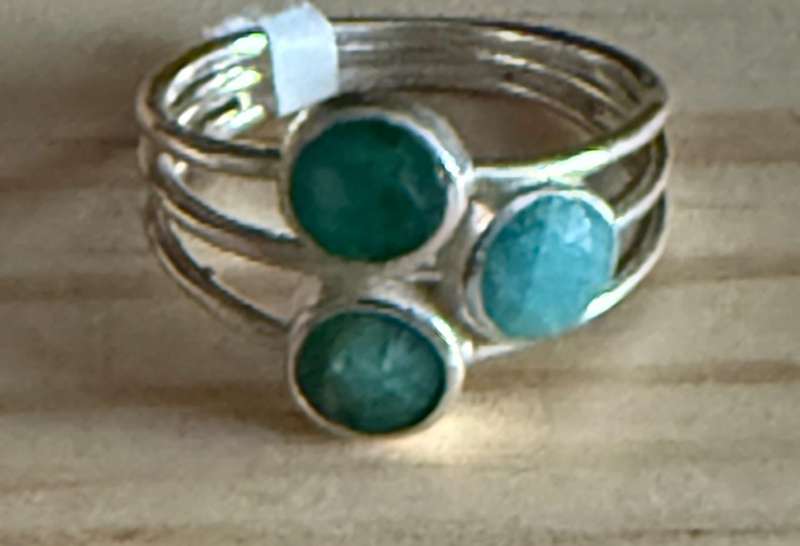 Sterling silver Emerald and aventurine Ring