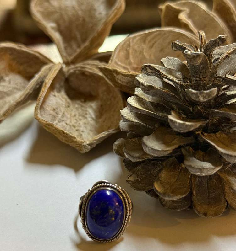 Sterling silver Lapis lazuli ring