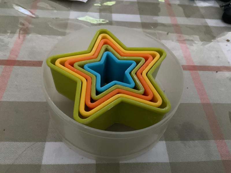 4 sets of cookie cutters