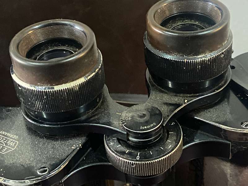 E LEITZ WETZLAR GERMANY 8x60 NAVEL BINOCULARS