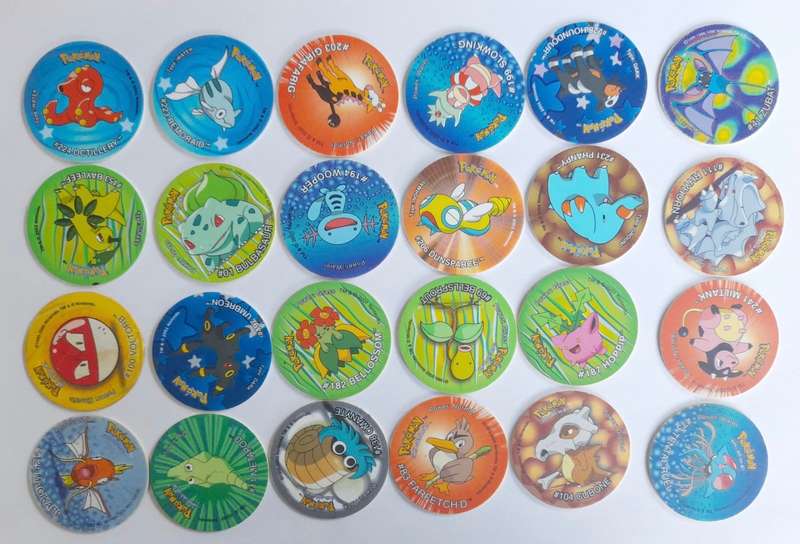 POKÉMON TAZO COLLECTION WITH ORIGINAL HOLDER