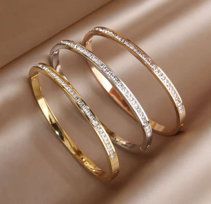 Gorgeous Cubic Zirconia Silver Stainless Steel Clip Bangle in High Quality Velvet Gift Box