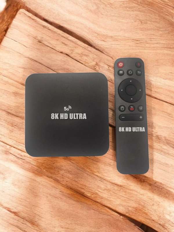 8K ultra HD android 13 smart tv box