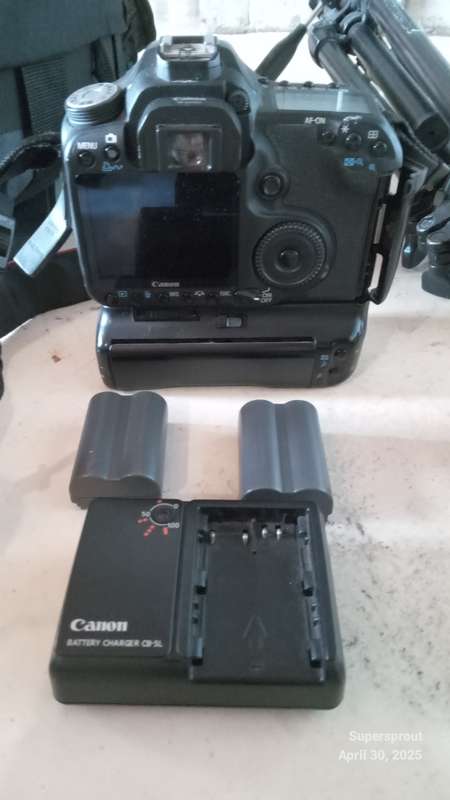 Canon 50D camera with accessories used good condition