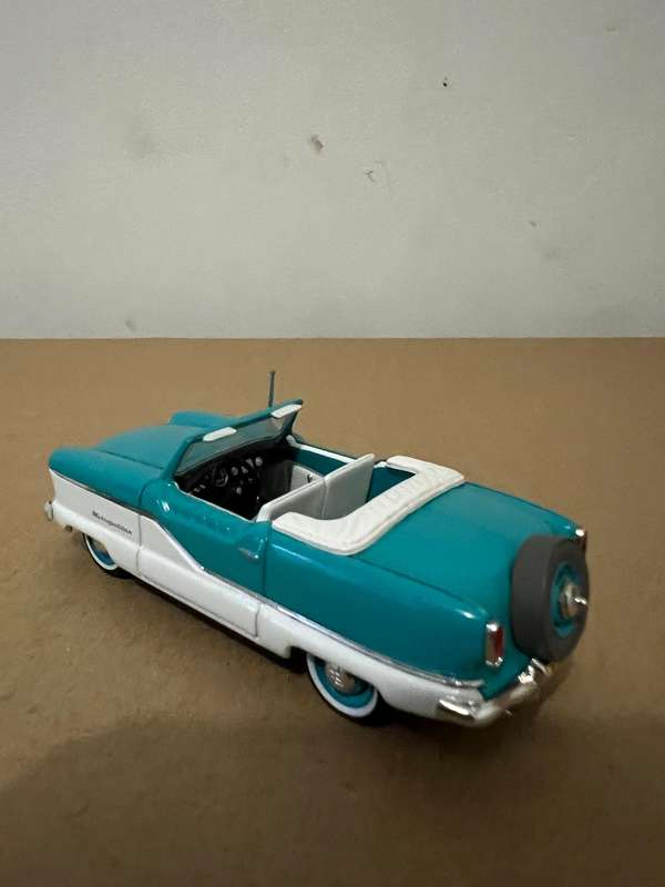 Matchbox - 1958 Metropolitan Nash (DYG15-M)