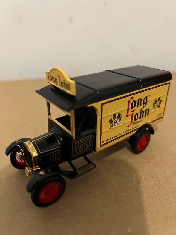 Matchbox - 1926 Ford TT "Long John" (YWG02-M)