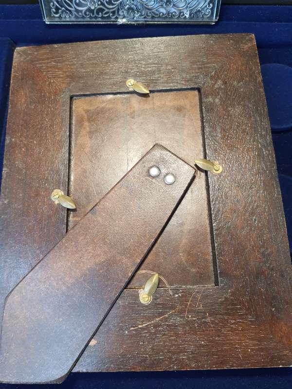 TWO VINTAGE ORNATE PHOTO FRAMES SOLD AS IS