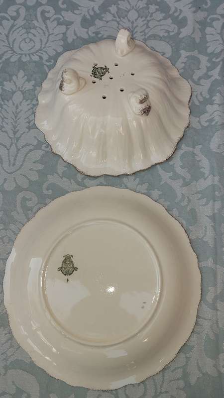 A VINTAGE CROWN DUCAL SALAD DRAINER AND UNDER PLATE FINE ROSES